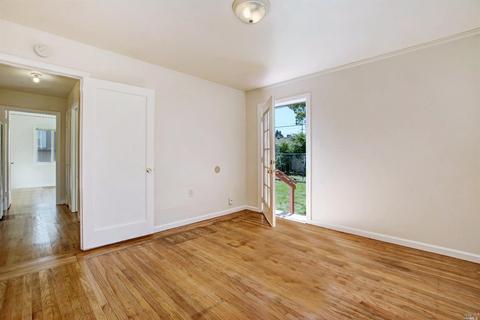 3009 Georgia St, Vallejo, CA 94591 photo 9