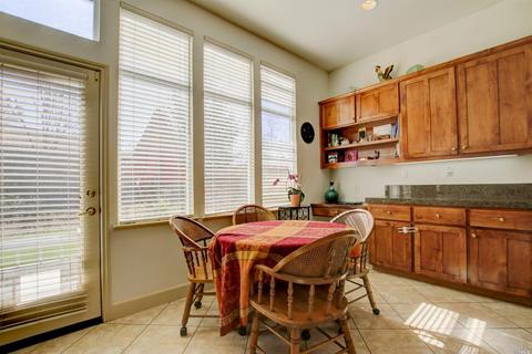 7905 Ruinart Ct, Vallejo, CA 94591 photo 6