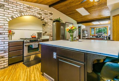 2119 Poppy Ln, Willits, CA 95490 photo 4