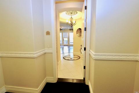 1113 Sonata Dr, Vallejo, CA 94591 photo 2