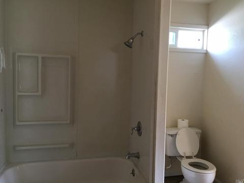 1724 Lockwood Dr, Ukiah, CA 95482 photo 9