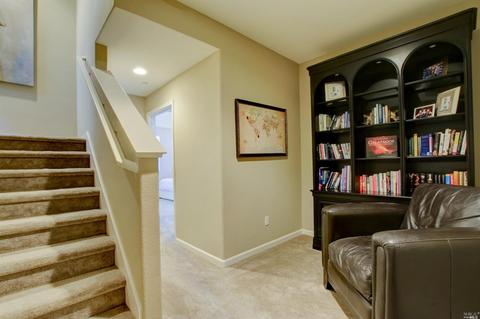 309 Jacquelyn Ln, Petaluma, CA 94952 photo 23