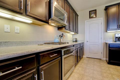 309 Jacquelyn Ln, Petaluma, CA 94952 photo 5