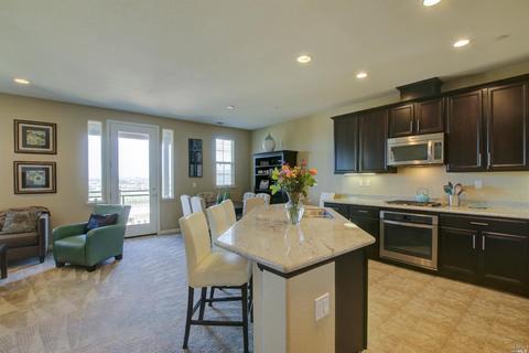 309 Jacquelyn Ln, Petaluma, CA 94952 photo 2