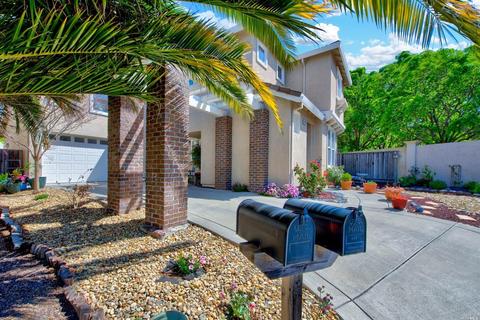 652 Capri Ct, Fairfield, CA 94534 photo 3