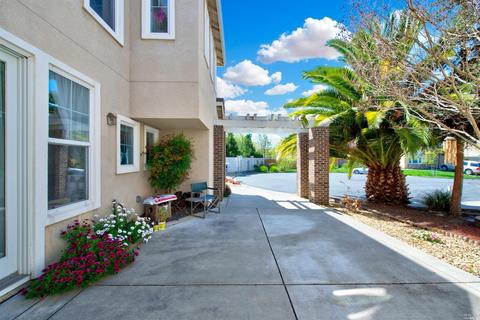 652 Capri Ct, Fairfield, CA 94534 photo 5
