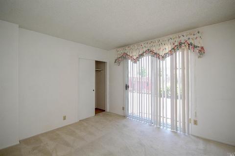 358 Daffodil Dr, Fairfield, CA 94533 photo 24