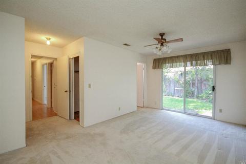 358 Daffodil Dr, Fairfield, CA 94533 photo 32
