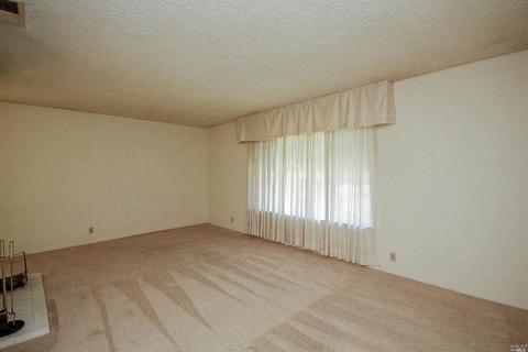 358 Daffodil Dr, Fairfield, CA 94533 photo 8