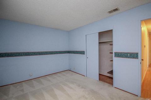 358 Daffodil Dr, Fairfield, CA 94533 photo 22
