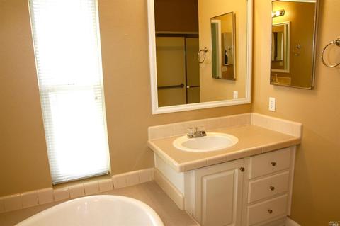 719 Sequoia St #719, Windsor, CA 95492 photo 32