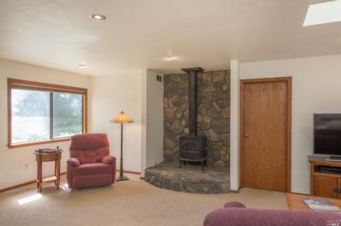 230 Eucalyptus Rd, Petaluma, CA 94952 photo 10