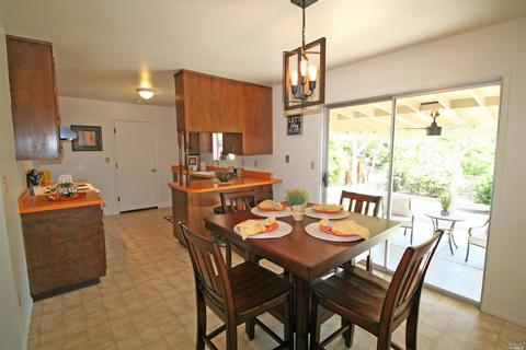 101 Spring St, Napa, CA 94559 photo 8