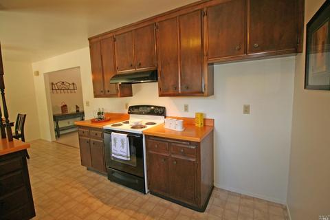 101 Spring St, Napa, CA 94559 photo 11