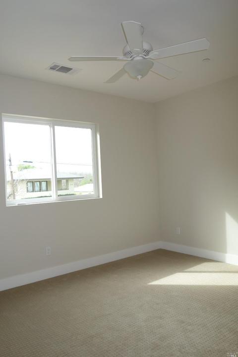 437 Russell St, Winters, CA 95694 photo 17