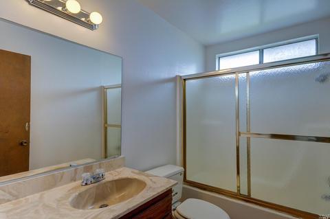 124 Cadiz Ct, Vallejo, CA 94591 photo 10