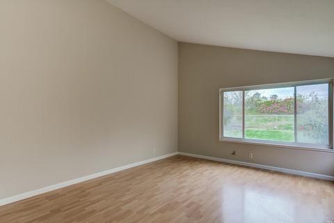 124 Cadiz Ct, Vallejo, CA 94591 photo 5