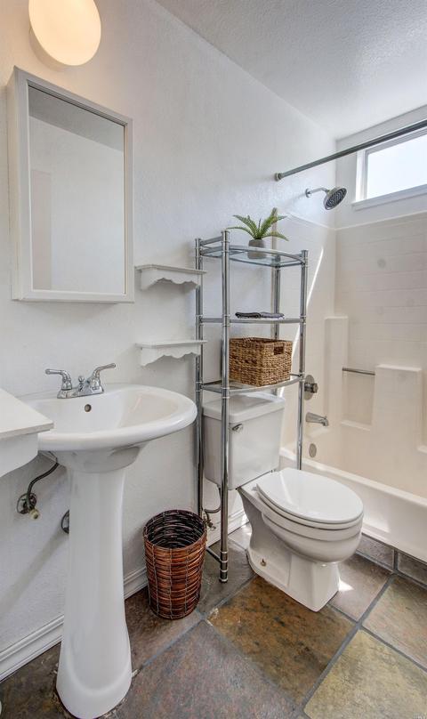 114 Steamer Ln, Vallejo, CA 94591 photo 21