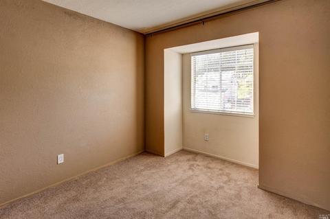 114 Steamer Ln, Vallejo, CA 94591 photo 16