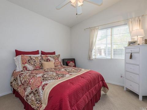 1627 Exeter Ct, Fairfield, CA 94533 photo 13