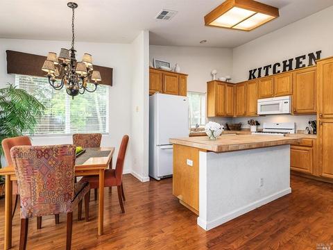 1627 Exeter Ct, Fairfield, CA 94533 photo 9