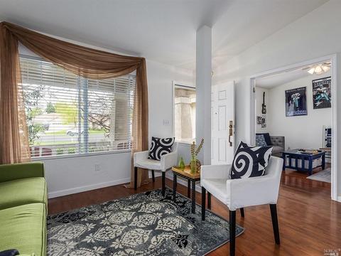 1627 Exeter Ct, Fairfield, CA 94533 photo 3