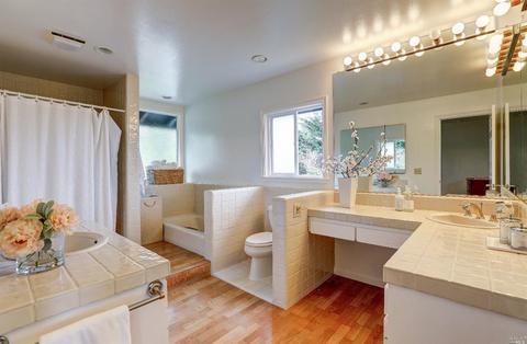 2 Burrell Ct, Tiburon, CA 94920 photo 12