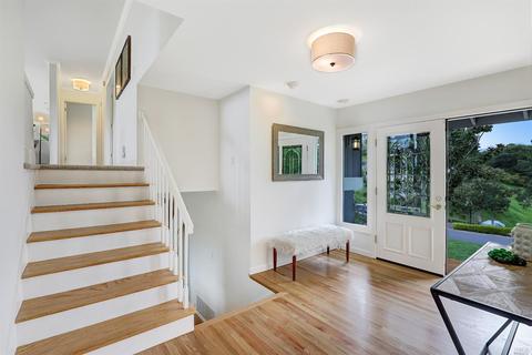 2 Burrell Ct, Tiburon, CA 94920 photo 3