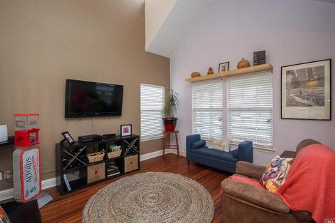 1012 Taft Ct, Winters, CA 95694 photo 6