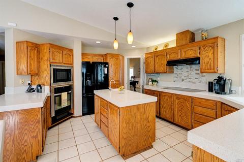 662 Knight Dr, Benicia, CA 94510 photo 9