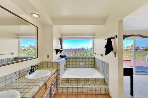 300 Seawind Dr, Vallejo, CA 94590 photo 13