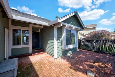 300 Seawind Dr, Vallejo, CA 94590 photo 3
