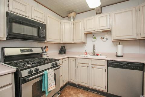 1025 Pierce St, Fairfield, CA 94533 photo 13