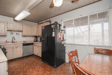 1025 Pierce St, Fairfield, CA 94533 photo 10