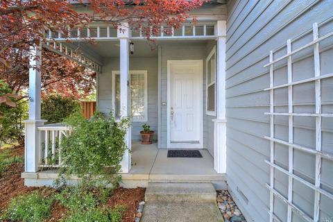 100 St Michael Ct, Cloverdale, CA 95425 photo 4
