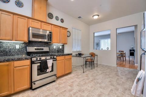 100 St Michael Ct, Cloverdale, CA 95425 photo 12