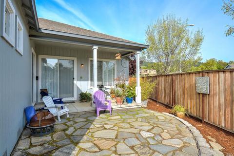 100 St Michael Ct, Cloverdale, CA 95425 photo 33