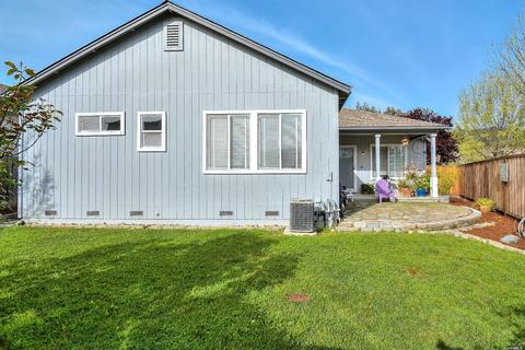 100 St Michael Ct, Cloverdale, CA 95425 photo 31