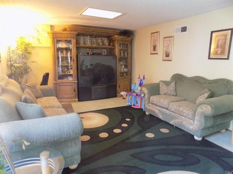 2401 Edgewater Dr, Napa, CA 94558 photo 9