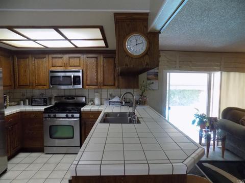2401 Edgewater Dr, Napa, CA 94558 photo 8