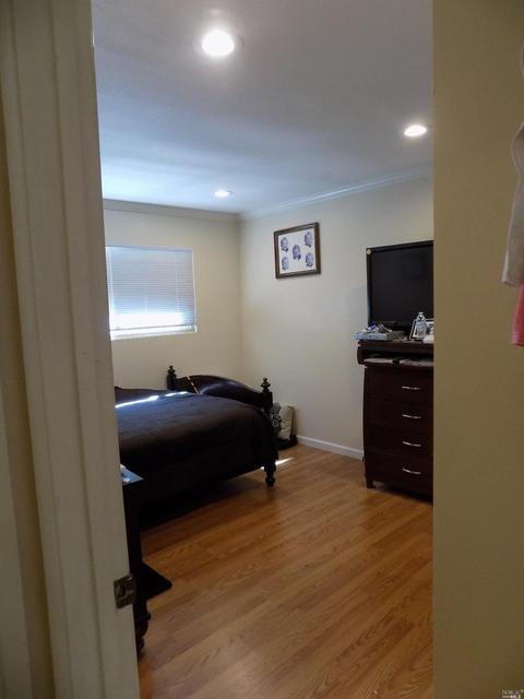 2401 Edgewater Dr, Napa, CA 94558 photo 12