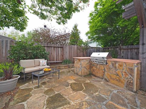 8433 Shadetree Dr, Windsor, CA 95492 photo 24