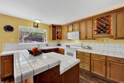 428 Edwin Dr, Vacaville, CA 95687 photo 20