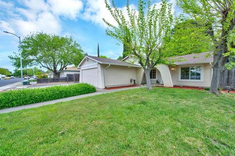 428 Edwin Dr, Vacaville, CA 95687 photo 4