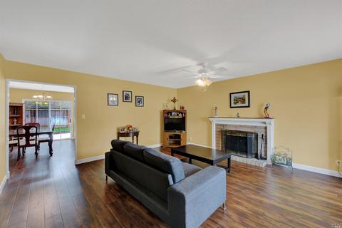 428 Edwin Dr, Vacaville, CA 95687 photo 11