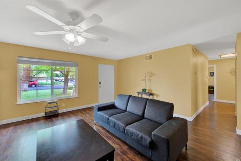 428 Edwin Dr, Vacaville, CA 95687 photo 10