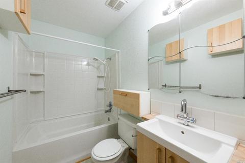 2136 Cedarbrook Dr, Fairfield, CA 94534 photo 8