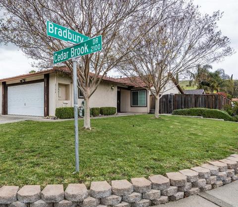 2136 Cedarbrook Dr, Fairfield, CA 94534 photo 2