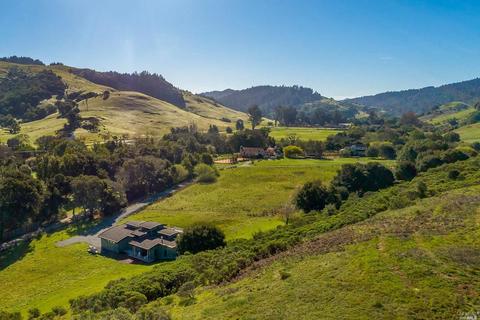 1 Lafranchi Ln, Nicasio, CA 94946 photo 2