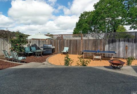 178 Fulton Pl, Windsor, CA 95492 photo 13